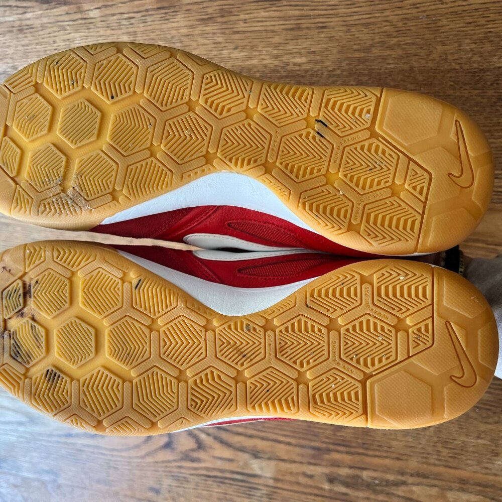 NIKE SB GATO RED/WHITE US 10.5 - Picture 7 of 7